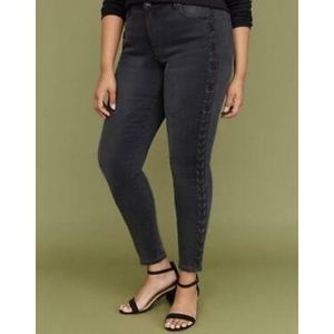 Lane Bryant MidRise LaceUp SuperStrch Skinny Sz 18